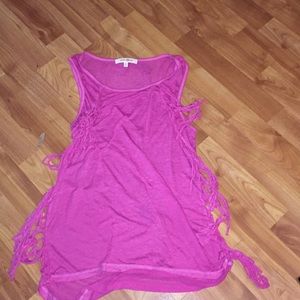 Pink tank top shirt